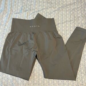 NVGTN Kids High-Rise Gray Performance Leggings